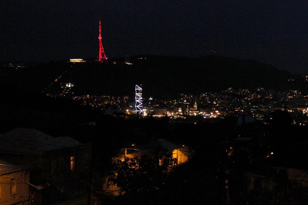 Georgian Hosts Tbilisi Hotel Kültér fotó